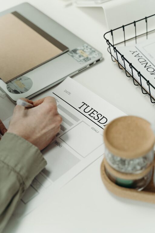 How to Set Realistic Weekly Goals for a Productive Week